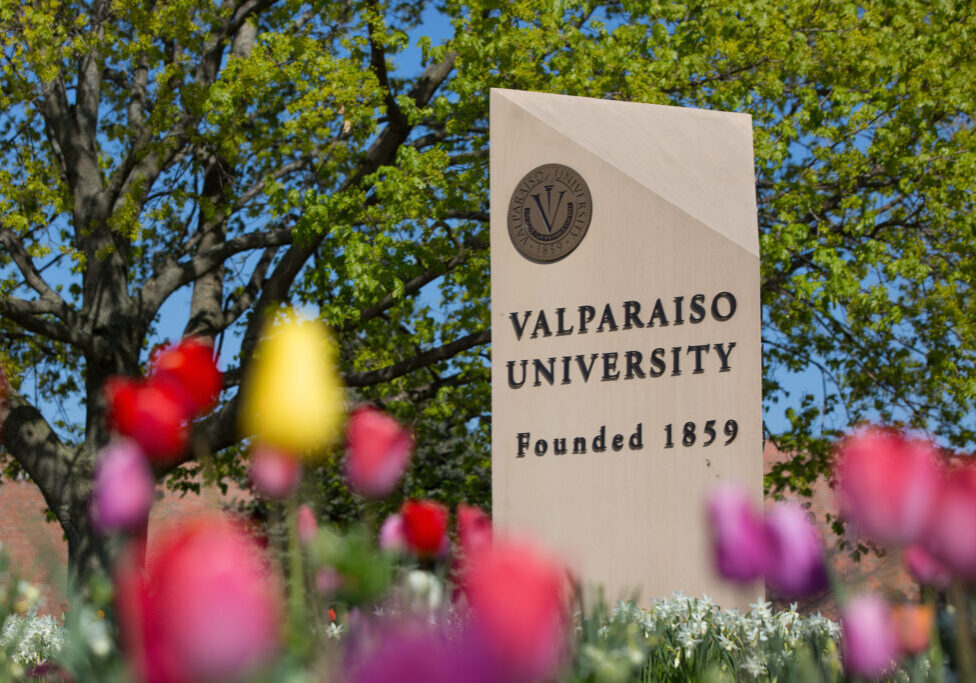 20150501 JLH Campus Spring Scenes-005